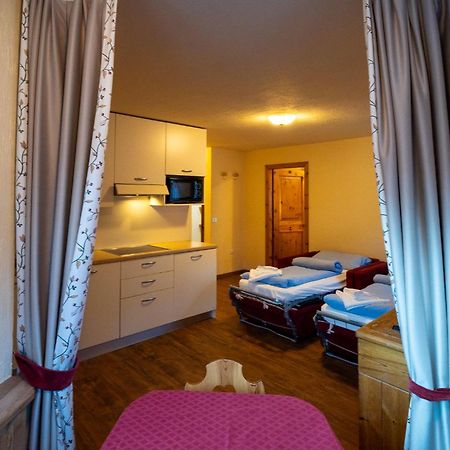 Residence L'Arcobi Ливиньо Экстерьер фото