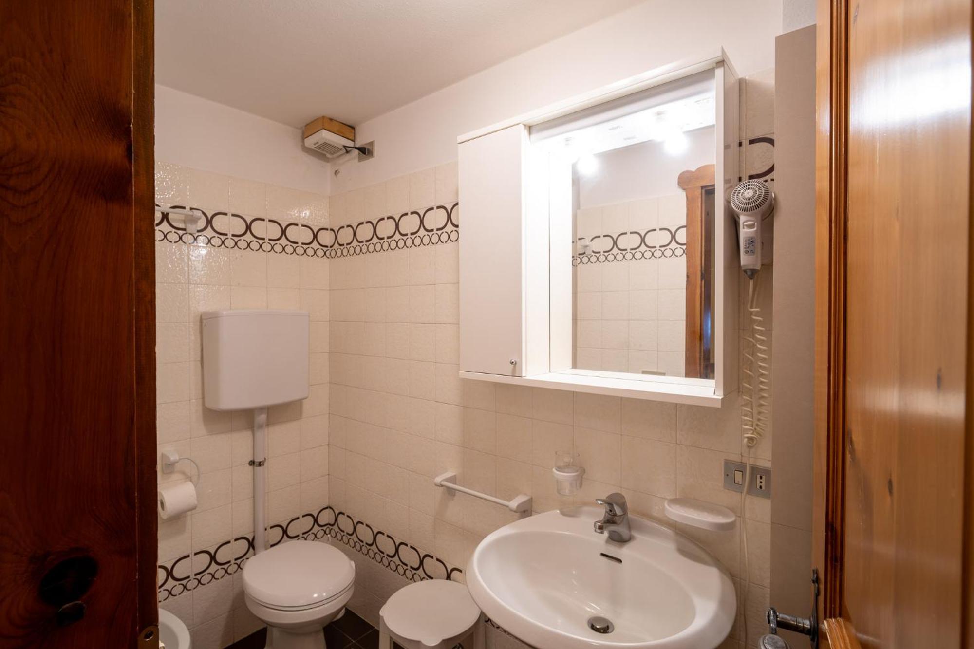 Residence L'Arcobi Ливиньо Экстерьер фото