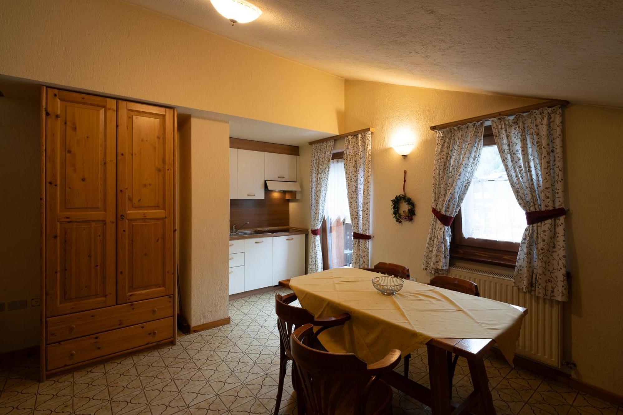 Residence L'Arcobi Ливиньо Экстерьер фото